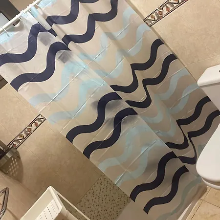 Amsterdam Lovely 그란 타라할