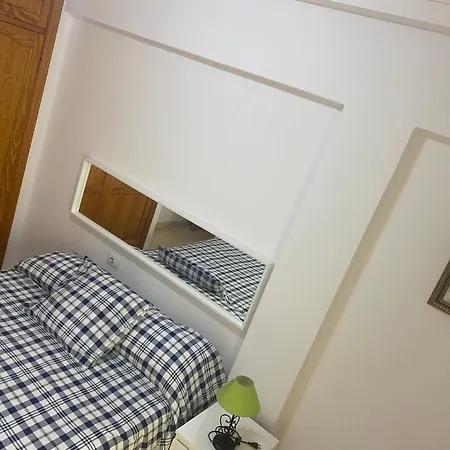 Amsterdam Lovely 그란 타라할